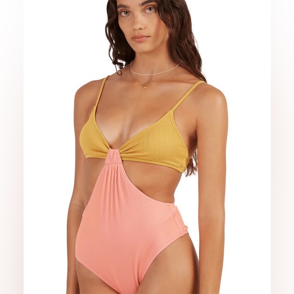 Billabong Cutout One Piece Swimsuit - Picture 4 of 16